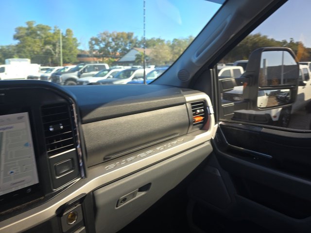 Used 2024 Ford F250 XLT w/ Black Appearance Package AWD/4WD image 17