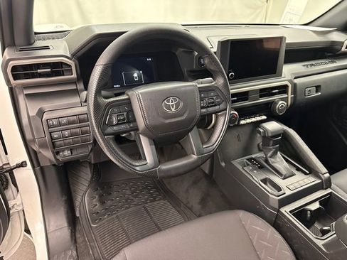 Used 2025 Toyota Tacoma SR image 8
