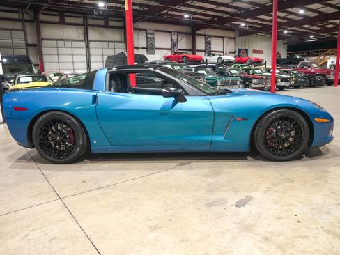 Used 2008 Chevrolet Corvette Coupe w/ Preferred Equipment Group RWD image 10