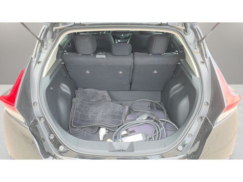Used 2025 Nissan Leaf SV Plus FWD image 14