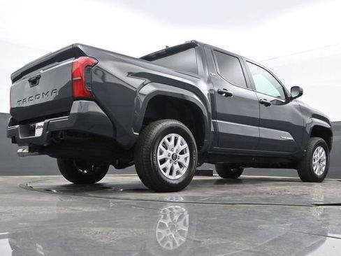 Used 2025 Toyota Tacoma SR5 image 24