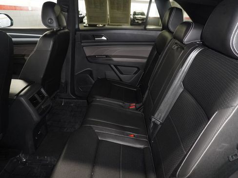 Used 2023 Volkswagen Atlas Cross Sport SEL image 19