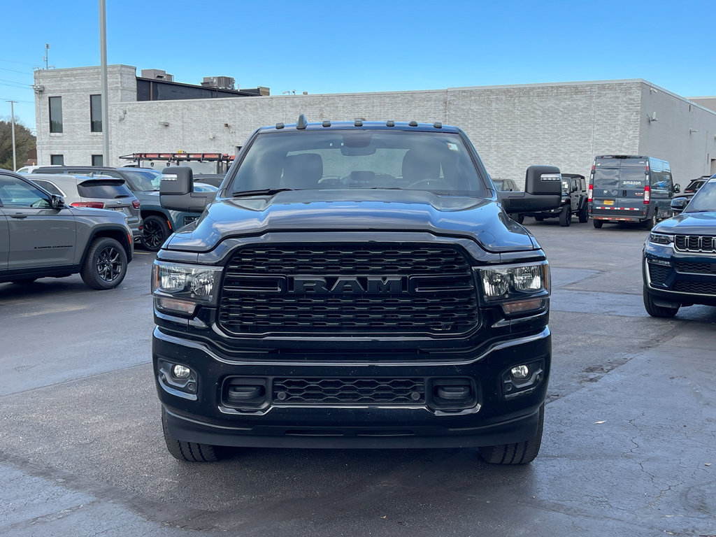 Used 2024 RAM 2500 Big Horn w/ Night Edition AWD/4WD image 3