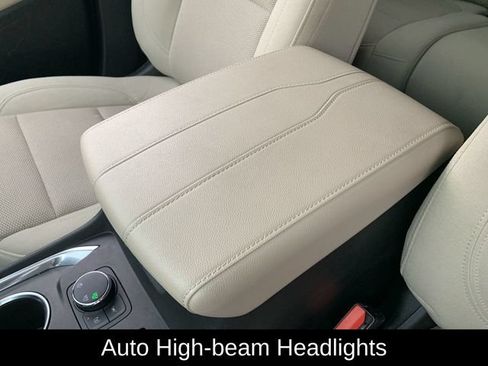 Used 2022 Chevrolet Traverse LS w/ Safety Package AWD/4WD image 29