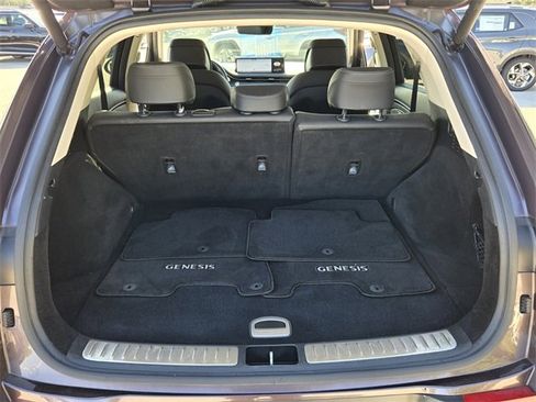 Used 2022 Genesis GV70 2.5T w/ Select Package image 14