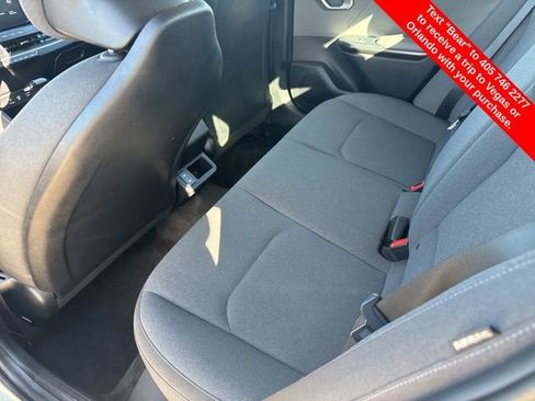 Used 2025 Kia K4 LXS image 10