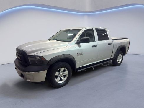 Used 2013 RAM 1500 ST w/ SXT Appearance Group AWD/4WD image 3