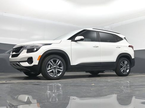 Used 2023 Kia Seltos S image 39