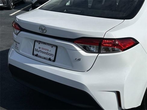 Used 2025 Toyota Corolla LE image 11