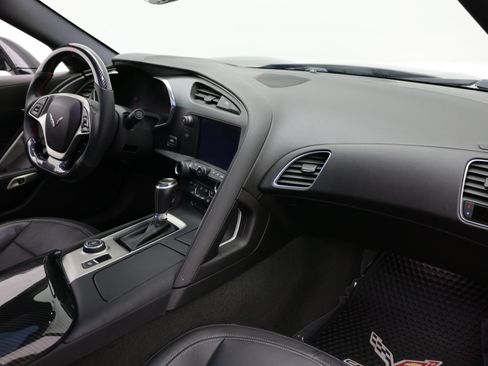 Used 2015 Chevrolet Corvette Stingray Coupe w/ Battery Protection Package RWD image 31