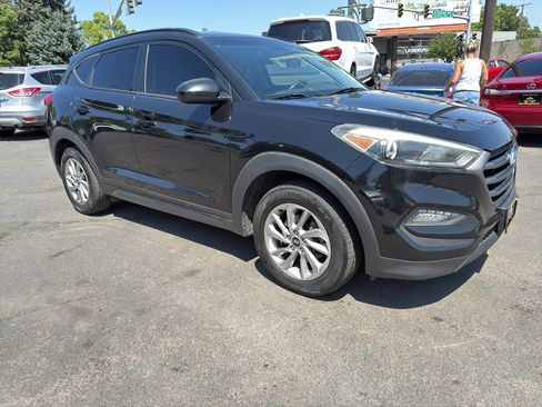 Used 2016 Hyundai Tucson SE w/ Option Group 02 AWD/4WD image 10