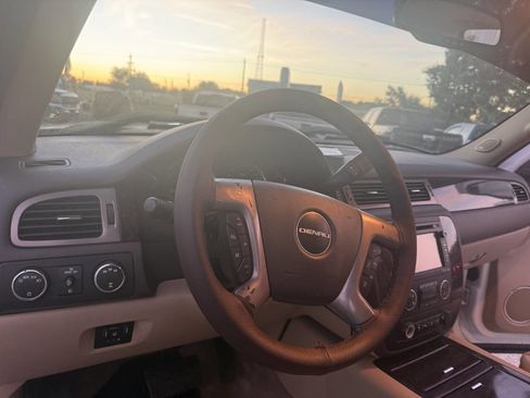 Used 2012 GMC Sierra 2500 Denali w/ Suspension Package, Off-Road image 15