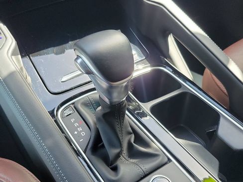 Certified 2024 Kia Telluride SX w/ Towing Package FWD image 27