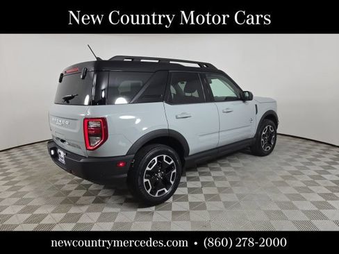 Used 2022 Ford Bronco Sport Outer Banks w/ Tech Package AWD/4WD image 12