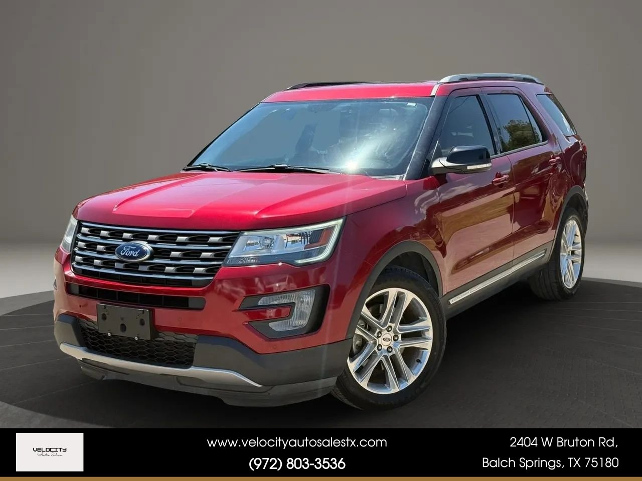 Used 2017 Ford Explorer XLT w/ Equipment Group 202A FWD image 1
