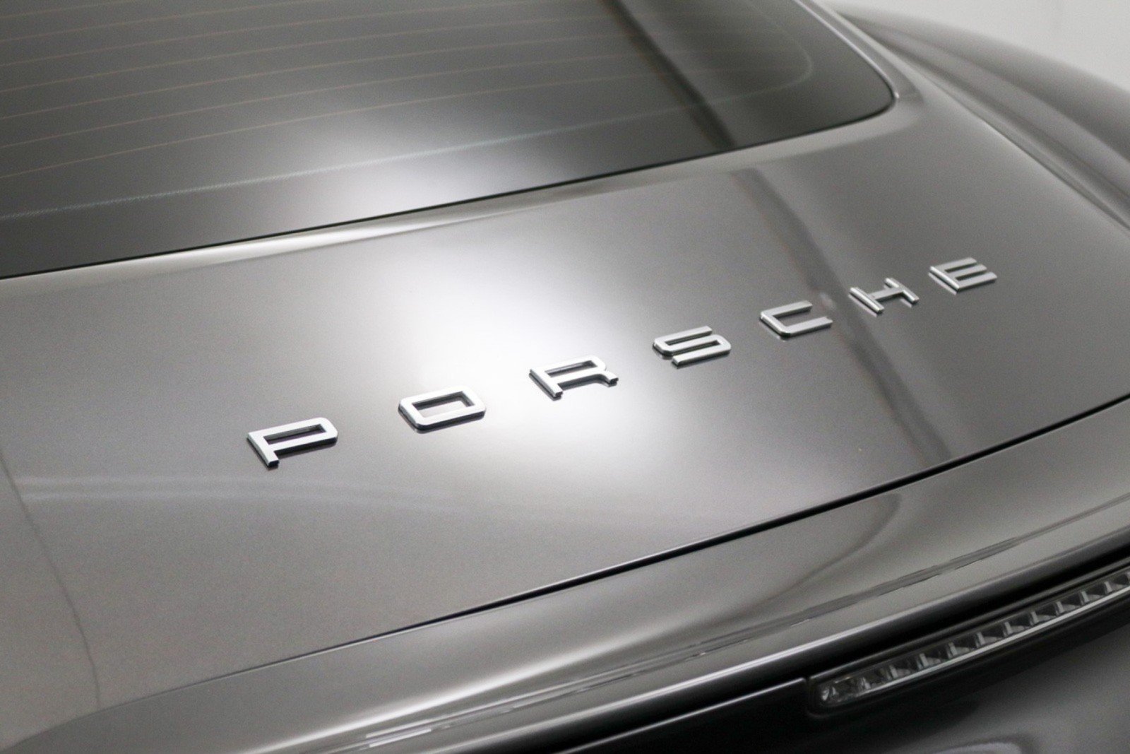 Used 2014 Porsche Cayman RWD image 13
