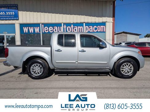 Used 2016 Nissan Frontier SV w/ SV Value Truck Package RWD image 2