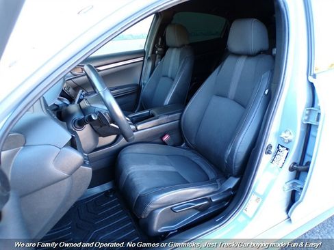 Used 2021 Honda Civic Sport image 16