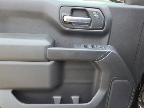 New 2026 Chevrolet Suburban Z71 w/ Z71 Off-Road Package image 20