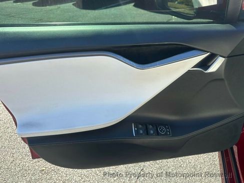 Used 2019 Tesla Model S Long Range image 15