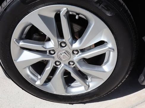 Used 2018 Honda Accord LX image 39