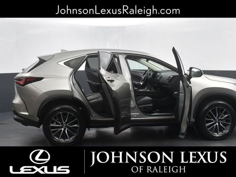 Used 2024 Lexus NX 250 FWD image 25