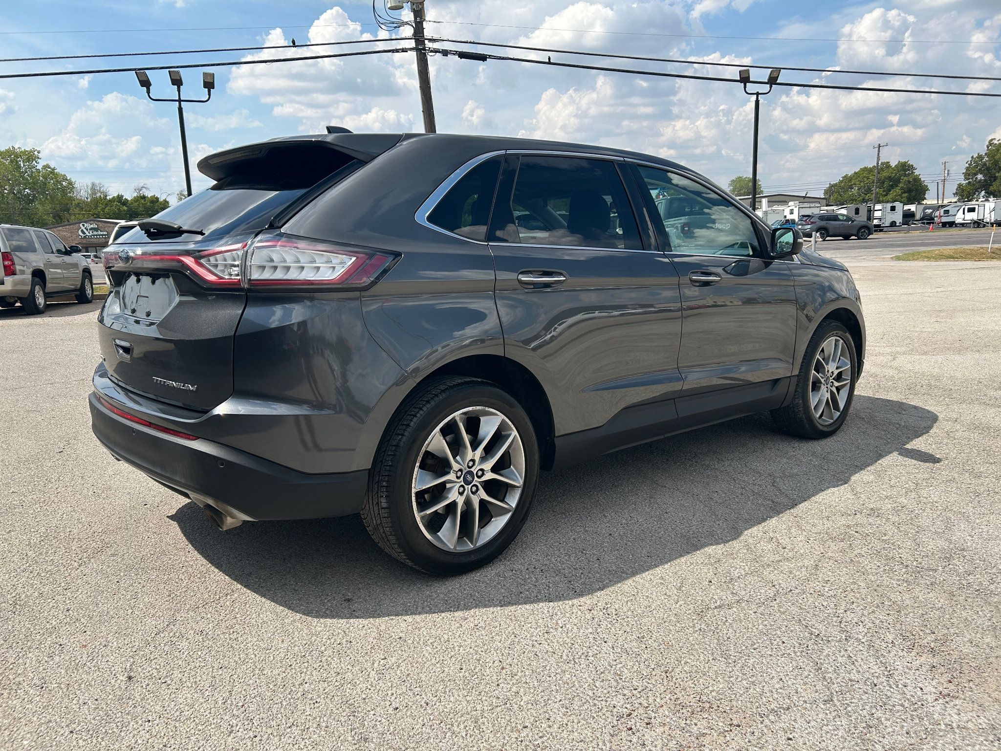 Used 2015 Ford Edge Titanium w/ Equipment Group 301A FWD image 3