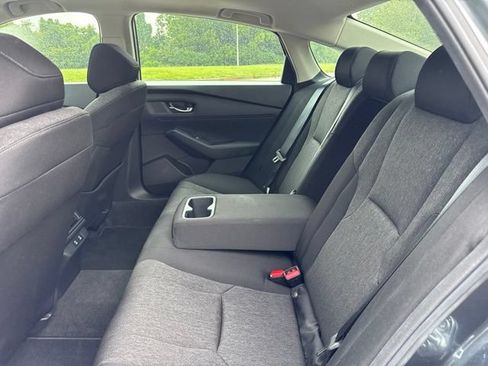 Used 2025 Honda Accord SE image 14