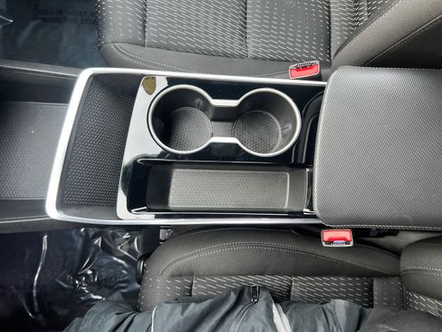 Certified 2025 Chevrolet Equinox LT w/ Safety and Technology Package image 25