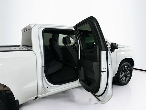Used 2023 Chevrolet Silverado 1500 LT AWD/4WD image 30