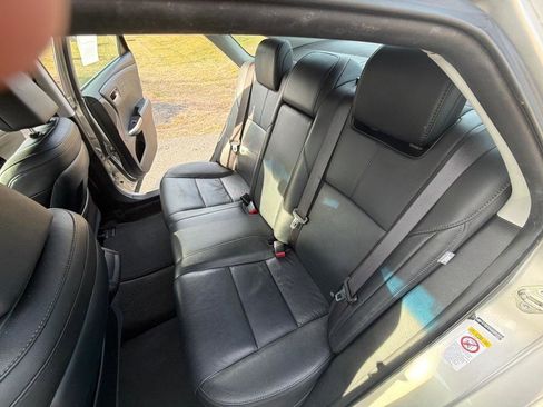 Used 2017 Toyota Avalon XLE image 25