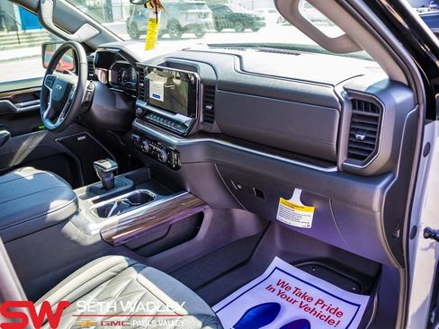 New 2025 Chevrolet Silverado 1500 RST AWD/4WD image 46