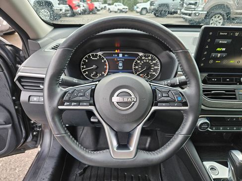 Used 2023 Nissan Altima 2.5 SL AWD/4WD image 30