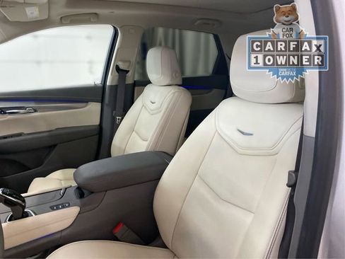 Used 2017 Cadillac XT5 Premium Luxury image 10