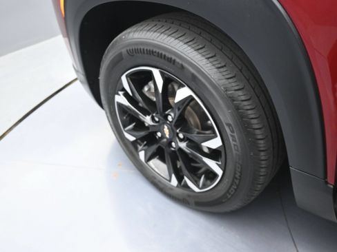Used 2023 Chevrolet TrailBlazer LT FWD image 30