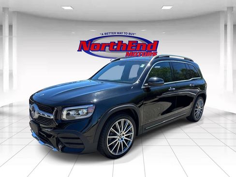 Used 2021 Mercedes-Benz GLB 250 4MATIC image 6