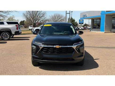 Certified 2024 Chevrolet Trax LS w/ LS Convenience Package image 3