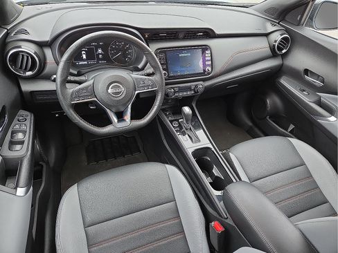 Used 2024 Nissan Kicks SR w/ SR Premium Package image 11