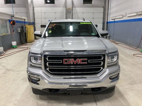 Used 2018 GMC Sierra 1500 SLE w/ SLE Value Package image 2