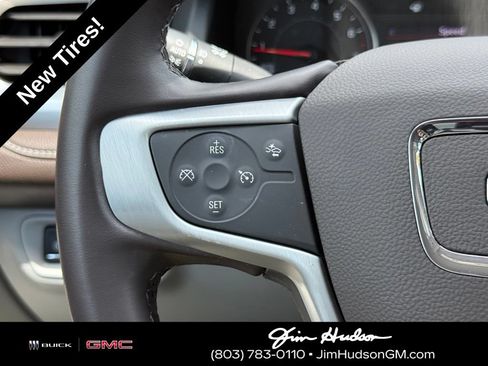 Used 2023 GMC Acadia SLT FWD image 29