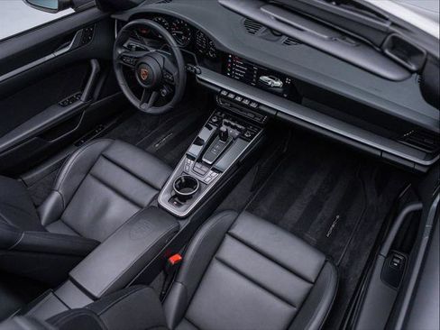 Used 2024 Porsche 911 Targa 4S w/ Premium Package image 23