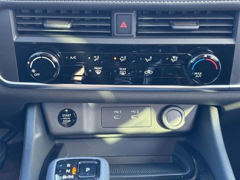 New 2026 Nissan Rogue S image 9