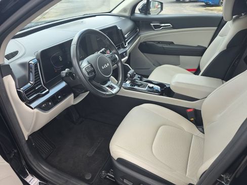 Used 2023 Kia Sportage EX FWD image 8