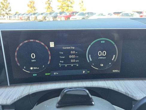 Used 2025 Hyundai Santa Fe Calligraphy image 9