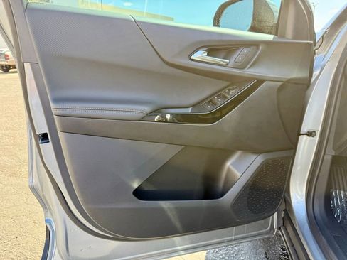 New 2026 Chevrolet Equinox LT image 19