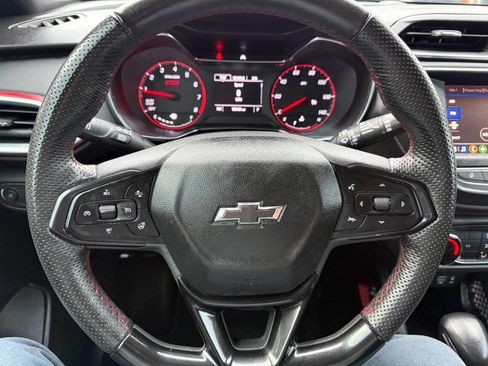 Used 2023 Chevrolet TrailBlazer RS image 14