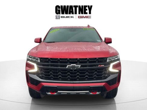 Used 2023 Chevrolet Tahoe Z71 w/ Luxury Package image 2