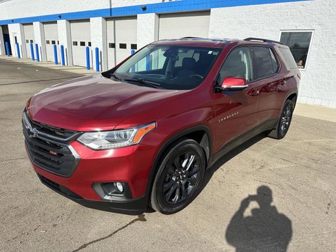 Used 2020 Chevrolet Traverse RS w/ LPO, Floor Liner Package image 14