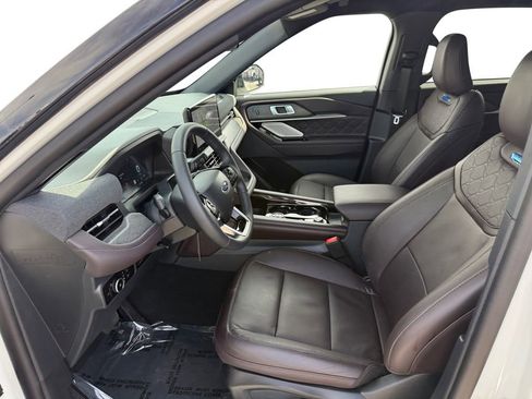 New 2026 Ford Explorer Platinum w/ LUX Leather Package image 53