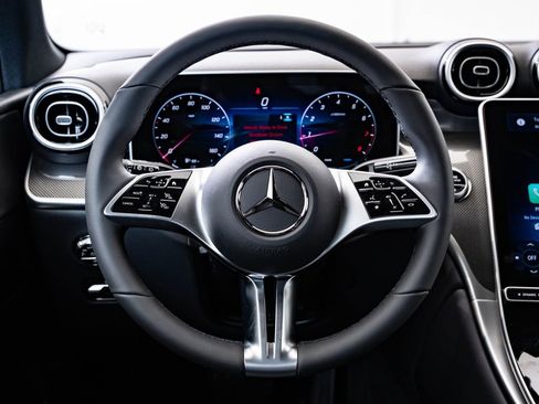 New 2026 Mercedes-Benz GLC 300 4MATIC image 40